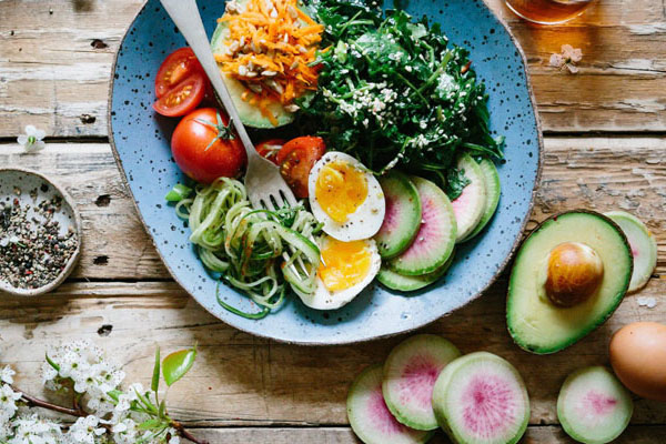 Nhiều bạn trẻ gặp biến chứng nghiêm trọng vì ăn kiêng Keto sai cách!- Ảnh 3.