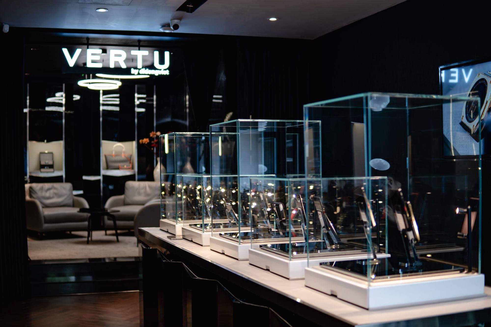 Vertu chọn Lan Khuê: Bước đi táo bạo để tái định nghĩa khách hàng mục tiêu tại Việt Nam?- Ảnh 6.