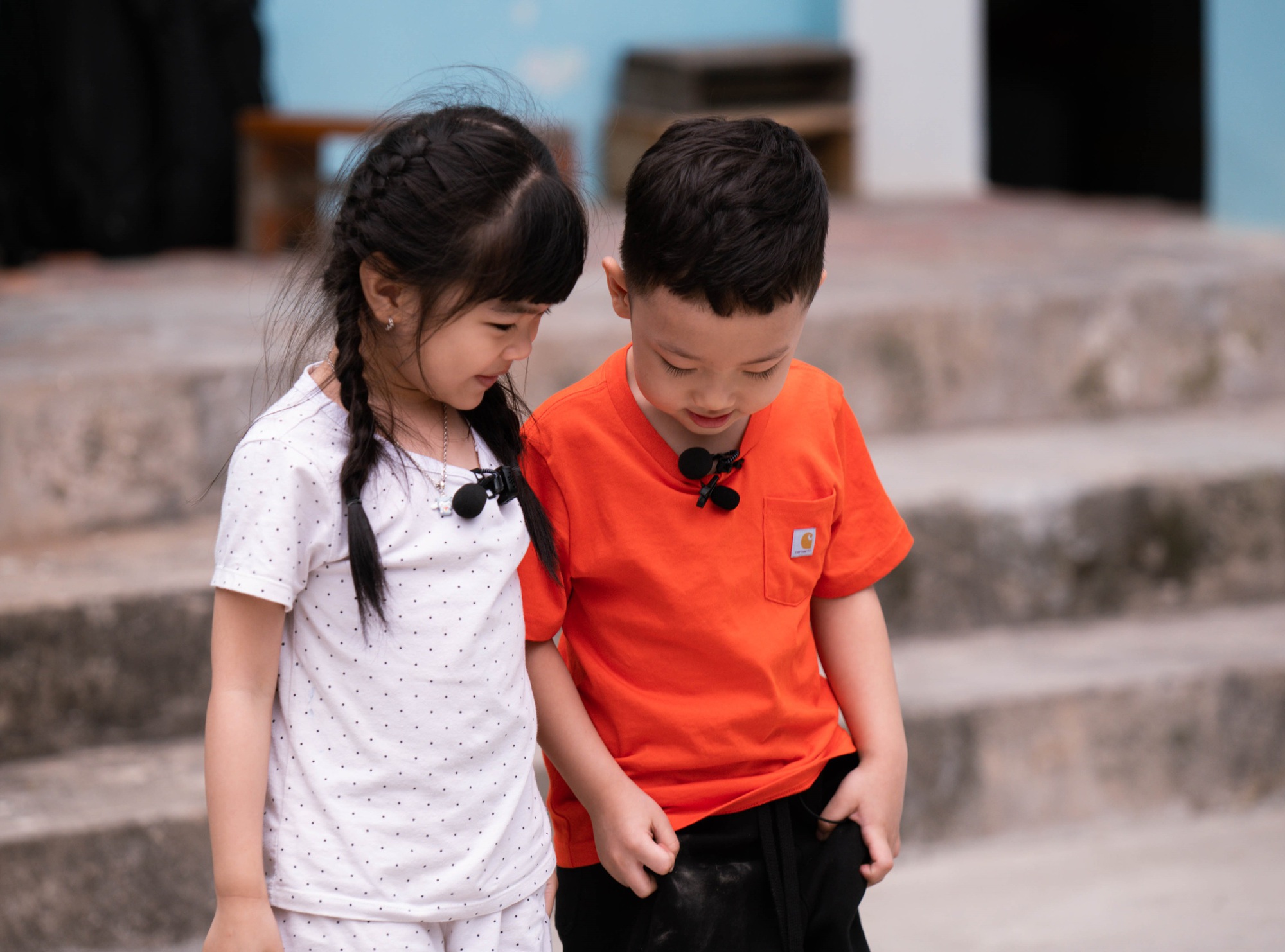 Bố ơi mình đi đâu thế tập 2: Bố Duy Hưng dù phải chống nạng để đi lại vẫn đồng hành cùng con trai nhỏ- Ảnh 5.
