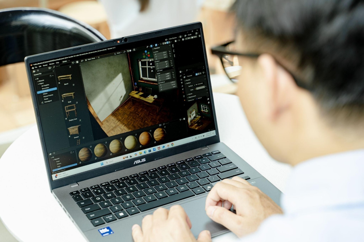 Laptop mỏng nhẹ với chip Intel Core H-Series, pin lâu dùng tới 20 giờ, RAM/SSD nâng cấp thoải mái- Ảnh 1.