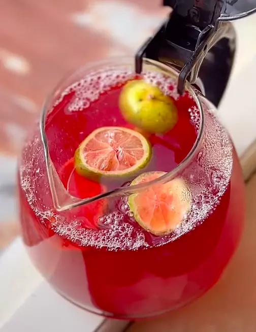 Tôi đã thử uống nước tía tô khi bị Covid-19 và đây là điều bất ngờ xảy ra sau 3 ngày- Ảnh 3. Tôi đã thử uống nước tía tô khi bị Covid-19 và đây là điều bất ngờ xảy ra sau 3 ngày- Ảnh 3.