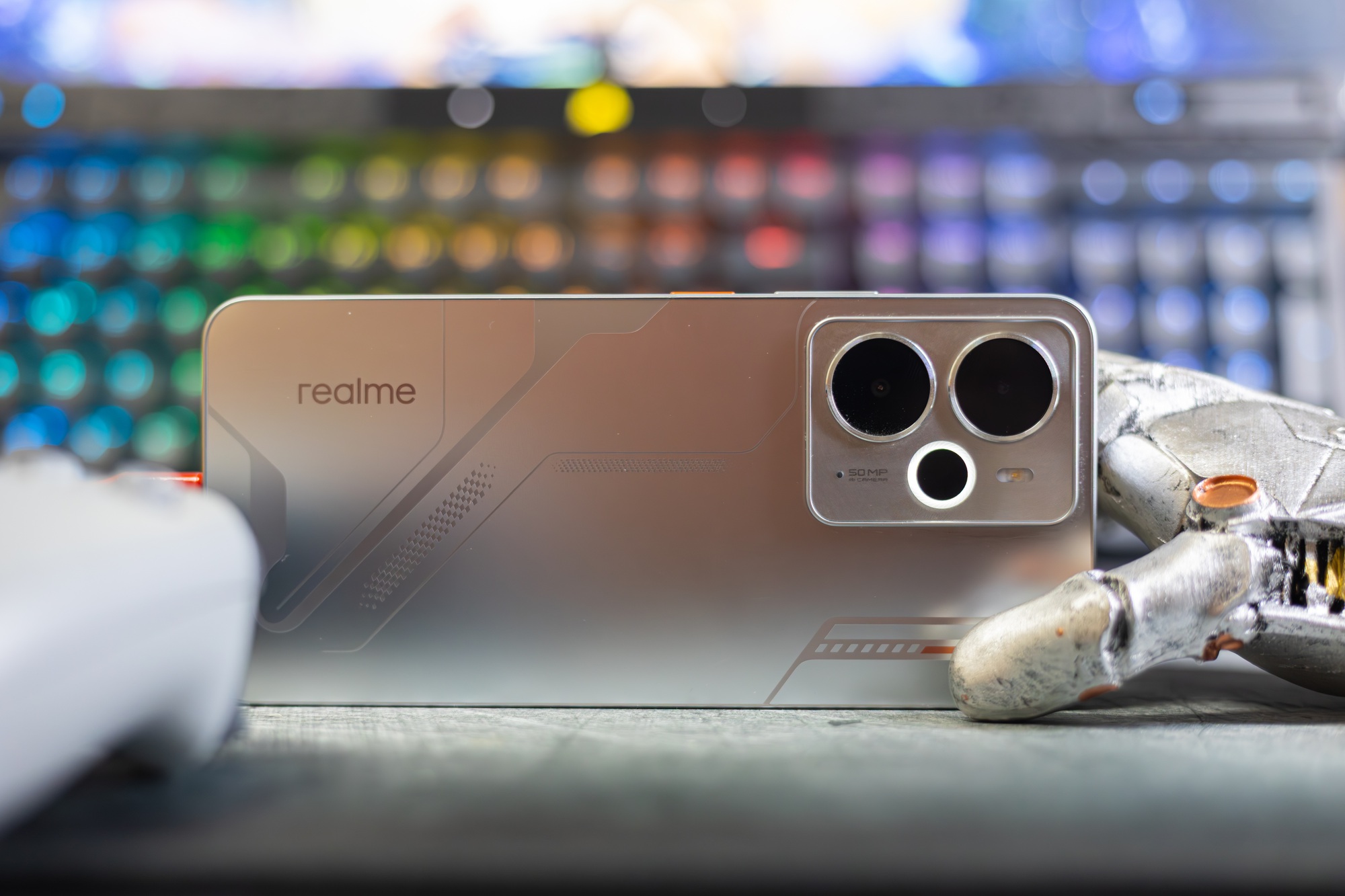 Ngắm nhìn realme 14 5G – Bậc thầy chiến game sở hữu những trải nghiệm chiều lòng mọi game thủ- Ảnh 1.