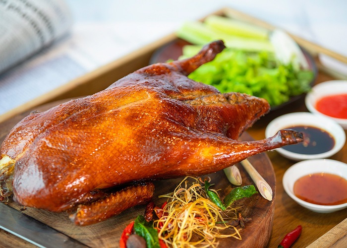 Bên cạnh hoa quả, rượu nếp, bánh tro..., vì sao nhiều nơi chọn ăn thịt vịt vào Tết Đoan Ngọ?- Ảnh 10. Bên cạnh hoa quả, rượu nếp, bánh tro..., vì sao nhiều nơi chọn ăn thịt vịt vào Tết Đoan Ngọ?- Ảnh 10.