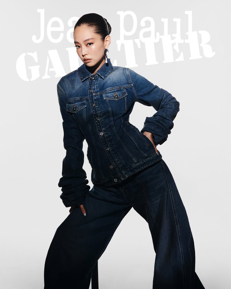 Cảm ơn Jean Paul Gaultier đã cho chúng ta thấy 1 Jennie Kim như thế này!- Ảnh 4. Cảm ơn Jean Paul Gaultier đã cho chúng ta thấy 1 Jennie Kim như thế này!- Ảnh 4.