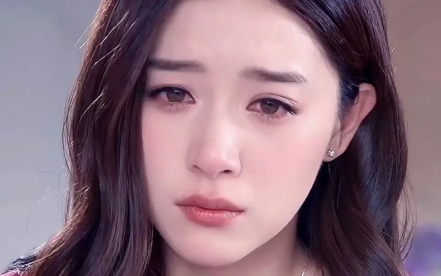 10 mỹ nhân có đôi mắt đẹp nhất Trung Quốc: Triệu Vy bét bảng, hạng 1 như hồ ly bước ra từ truyền thuyết- Ảnh 5.