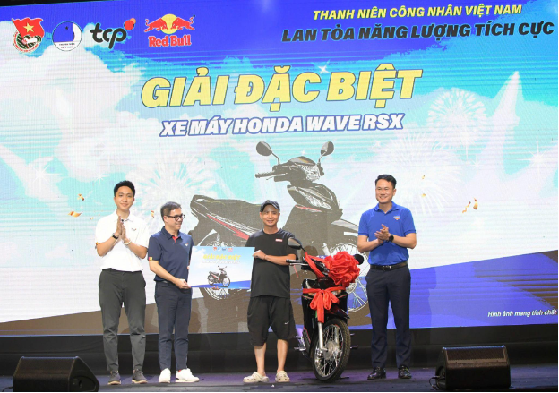 Red Bull tiếp năng lượng tích cực cùng người lao động trẻ tại Đồng Nai- Ảnh 4.
