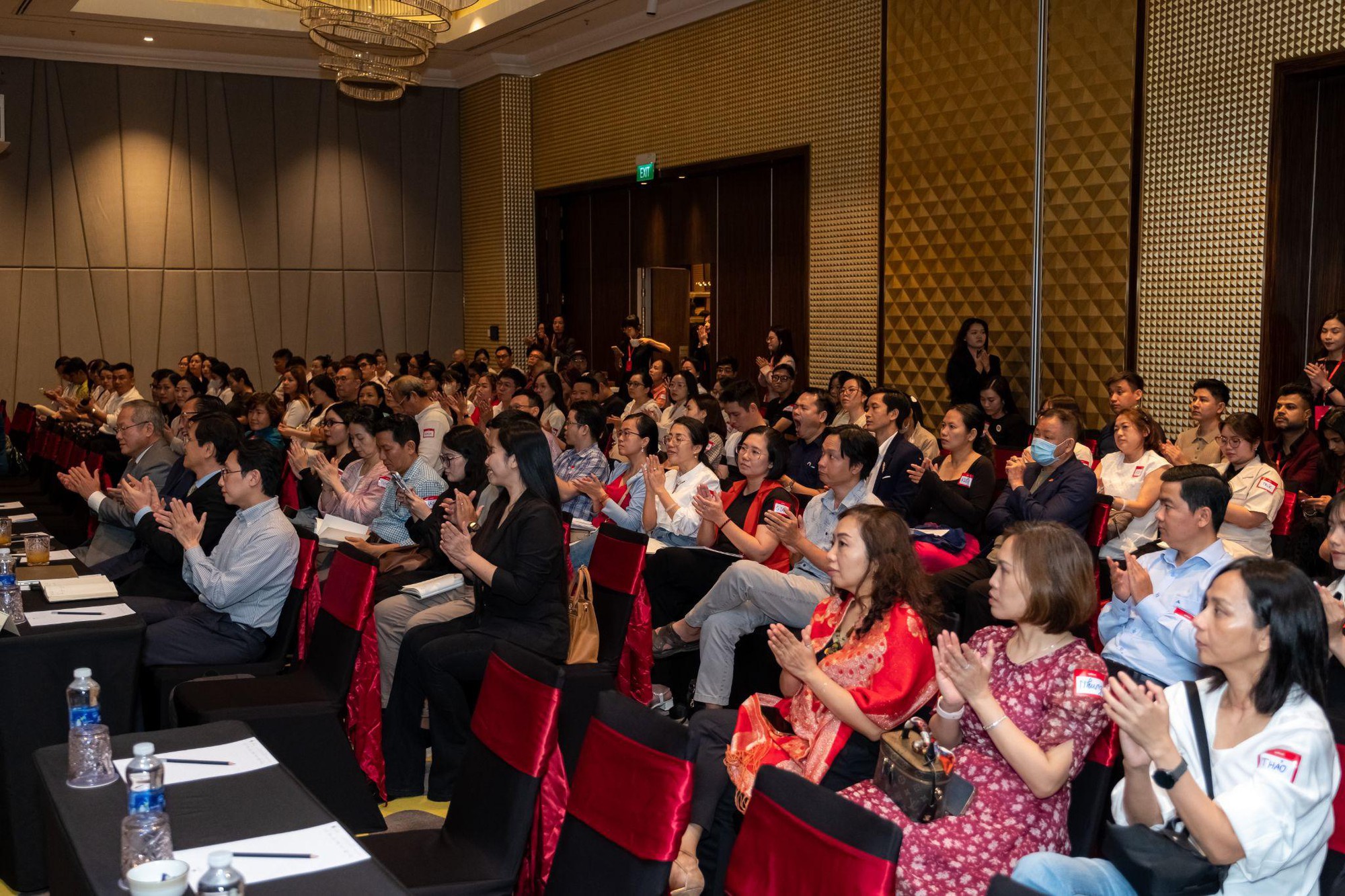upGrad đồng hành cùng lãnh đạo doanh nghiệp: Mở khóa tư duy mới tại Business Outlook 2025 - 2026- Ảnh 4.