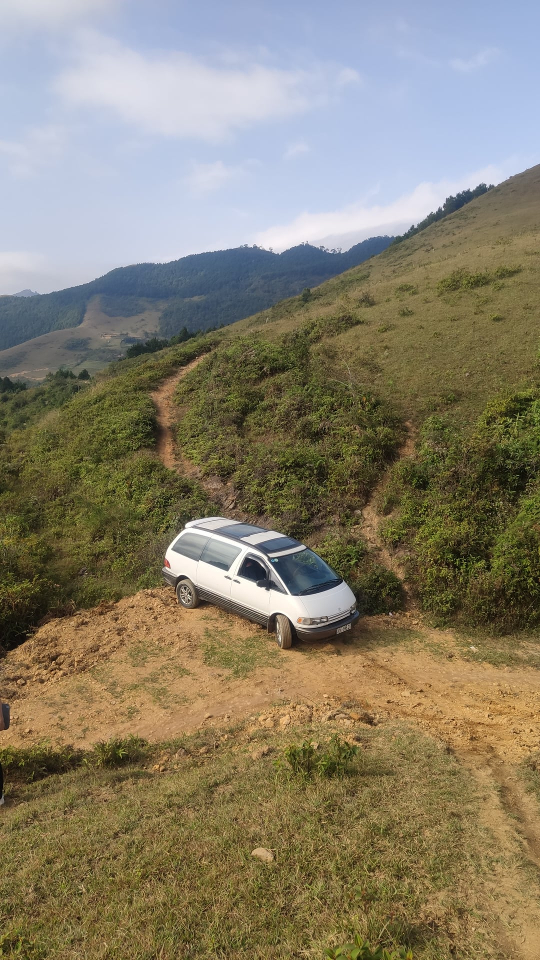 Đẳng cấp giá trị cốt lõi của Toyota: 35 tuổi vẫn 'sẵn sàng xuống biển lên đồi', giá rẻ tiện nghi bất ngờ- Ảnh 9.