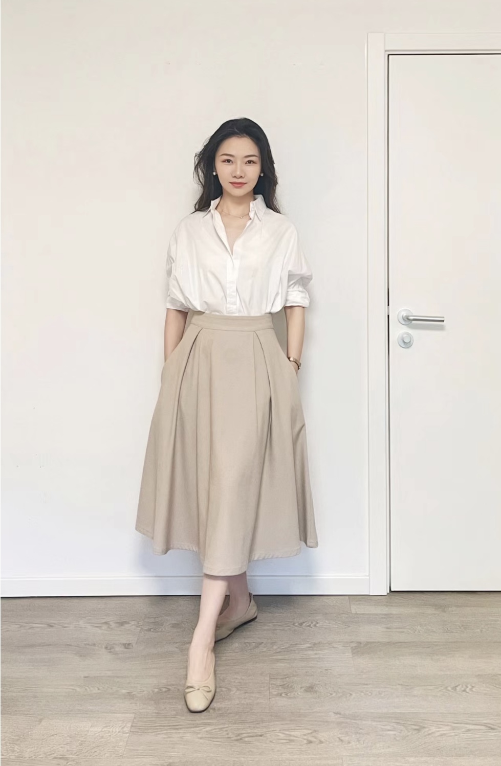 “Chân váy xoè” lại hot trở lại – Nắm vững những bí quyết này để dễ dàng hóa thân thành nữ thần thanh lịch- Ảnh 14. “Chân váy xoè” lại hot trở lại – Nắm vững những bí quyết này để dễ dàng hóa thân thành nữ thần thanh lịch- Ảnh 14.