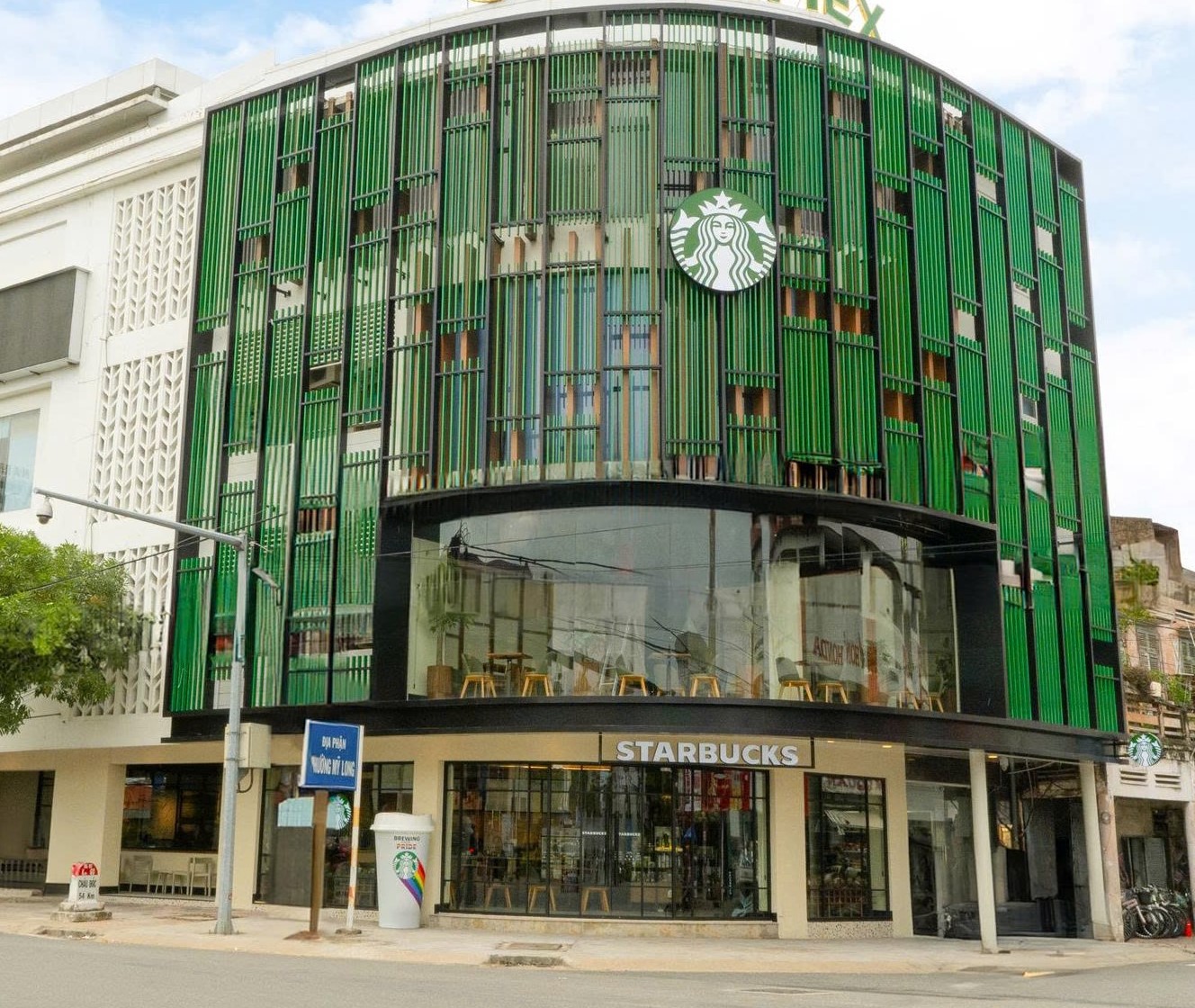 Starbucks tăng tốc mở rộng tại miền Tây: Dấu ấn chiến lược dài hạn tại thị trường Việt Nam- Ảnh 3.