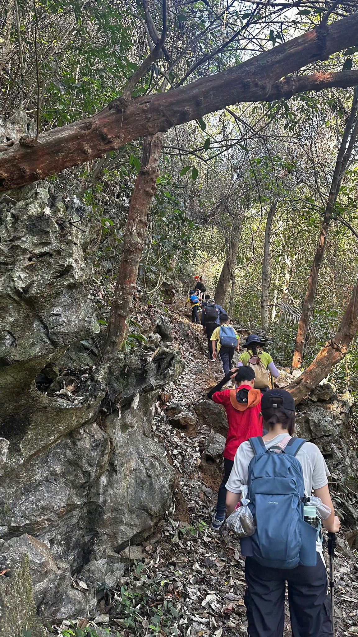 Độc lạ ngôi làng 