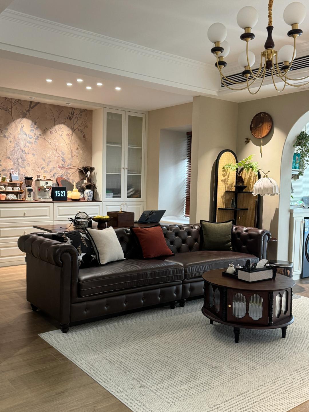 Sống một mình trong căn hộ 101m² suốt 5 năm, người phụ nữ khiến ai cũng bất ngờ vì nhà sạch như mới- Ảnh 2.
