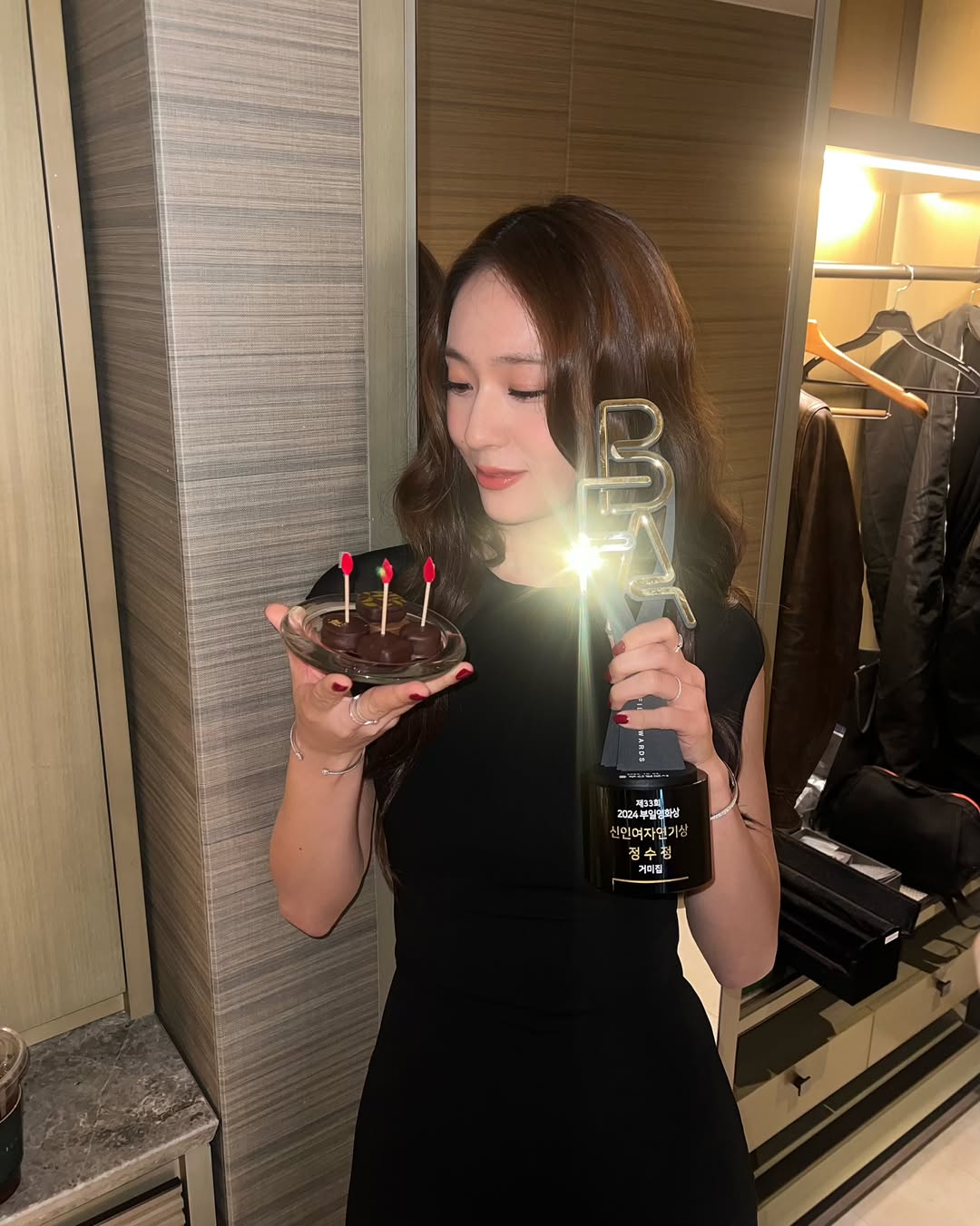 Nữ thần Krystal mách loạt item basic đáng đầu tư, giúp bạn bước vào con đường mặc đẹp bền bỉ- Ảnh 20.