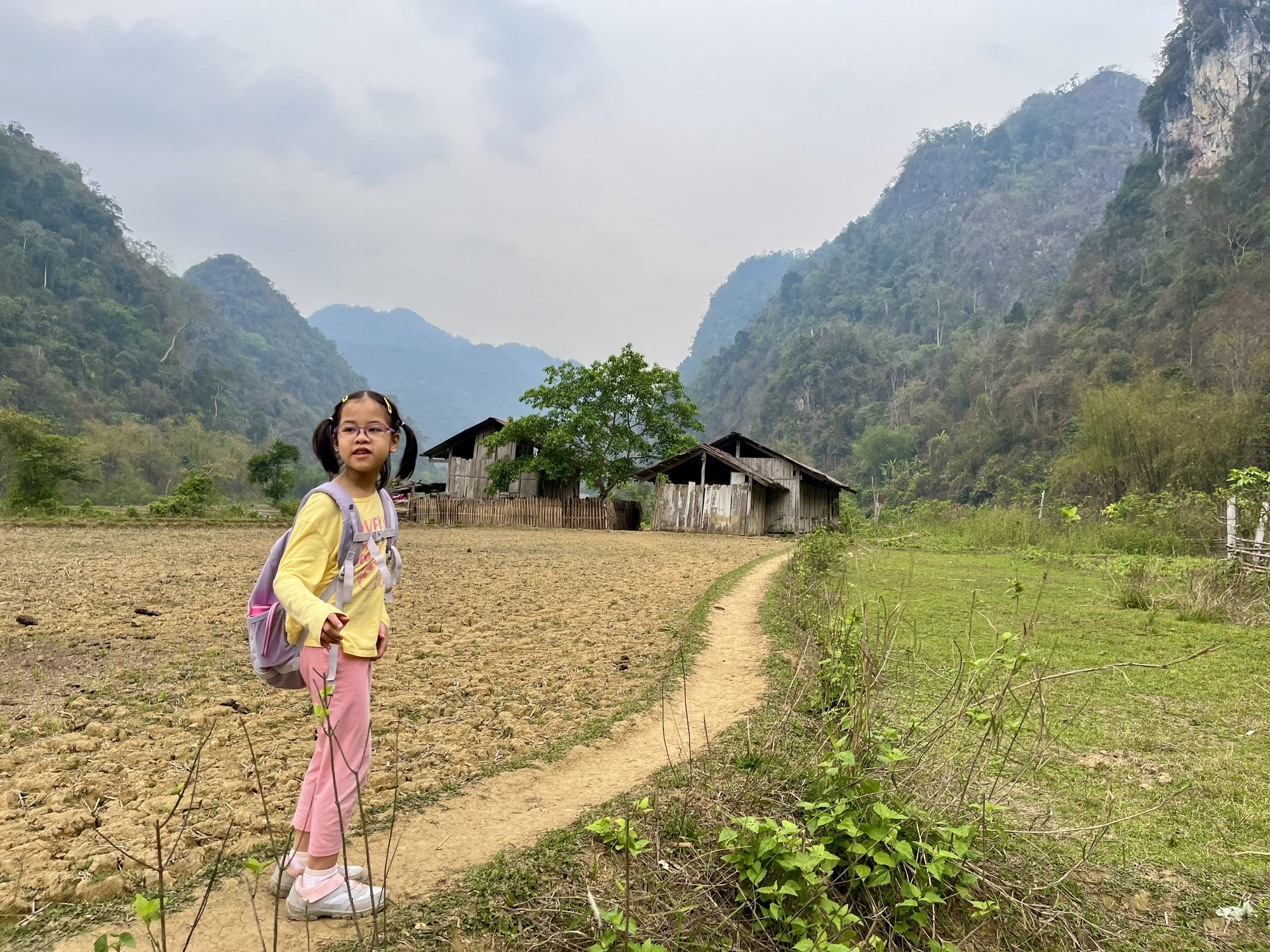 Độc lạ ngôi làng 