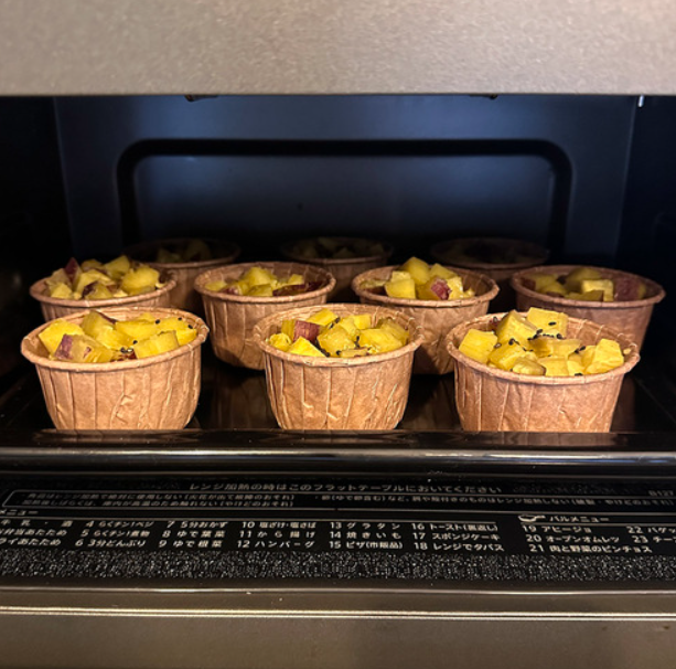 Chuyên gia ẩm thực mách bí quyết làm bánh muffin khoai lang thơm ngon, đơn giản tại nhà- Ảnh 7.