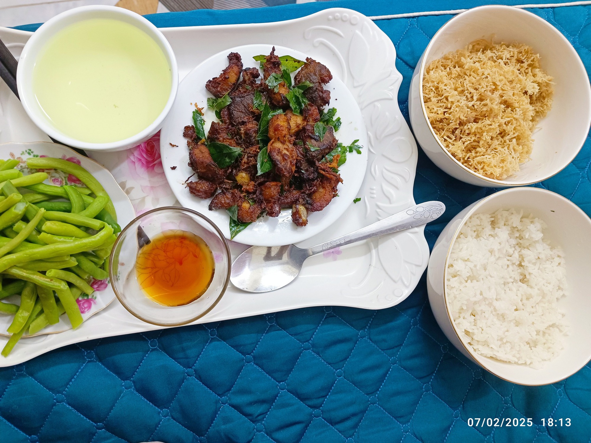 Cô gái Bắc Bling (Bắc Ninh) cùng cơm cữ từ bố mẹ chồng: Lấy chồng là trúng lớn!- Ảnh 17. Cô gái Bắc Bling (Bắc Ninh) cùng cơm cữ từ bố mẹ chồng: Lấy chồng là trúng lớn!- Ảnh 17.