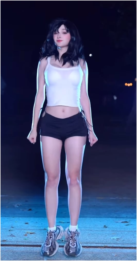 Nữ coser nổi tiếng trổ tài "nhún nhảy" mượt mà, hút gần 2 triệu view- Ảnh 3.