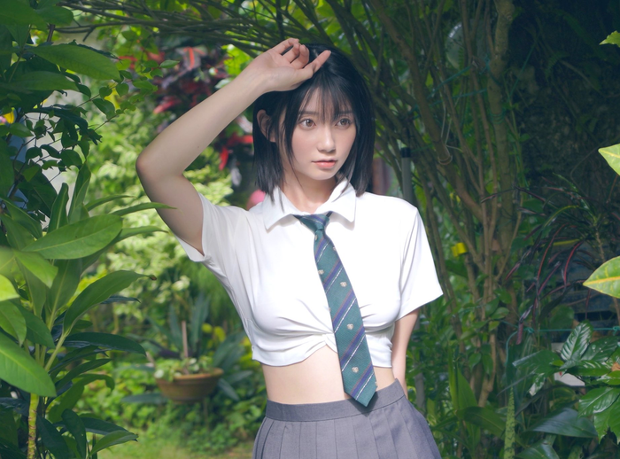 Xuất hiện "truyền nhân" của Yua Mikami, là hot girl thống trị các BXH thời điểm hiện tại- Ảnh 1.
