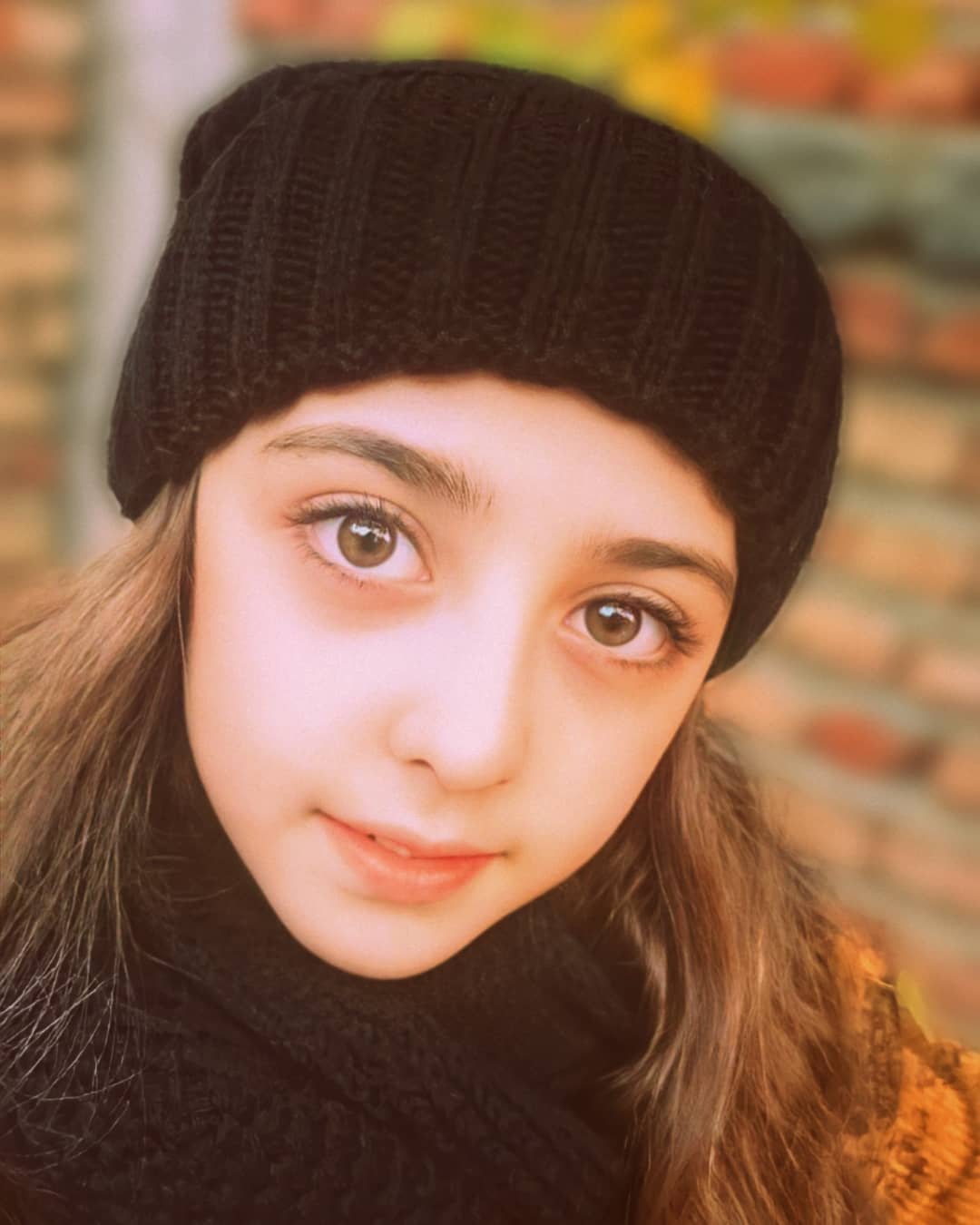 Bé gái sở hữu nhan sắc tựa công chúa xé truyện bước ra, bố nghỉ việc lương cao để ở nhà làm vệ sĩ riêng- Ảnh 13.