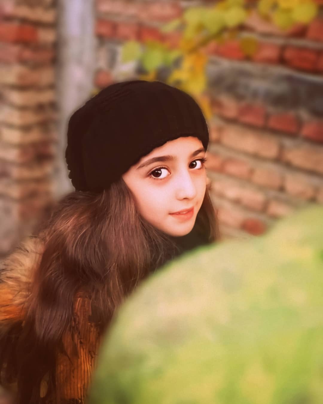 Bé gái sở hữu nhan sắc tựa công chúa xé truyện bước ra, bố nghỉ việc lương cao để ở nhà làm vệ sĩ riêng- Ảnh 12.