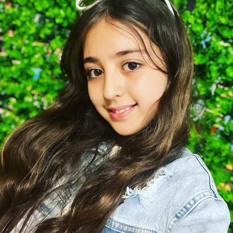 Bé gái sở hữu nhan sắc tựa công chúa xé truyện bước ra, bố nghỉ việc lương cao để ở nhà làm vệ sĩ riêng- Ảnh 15.