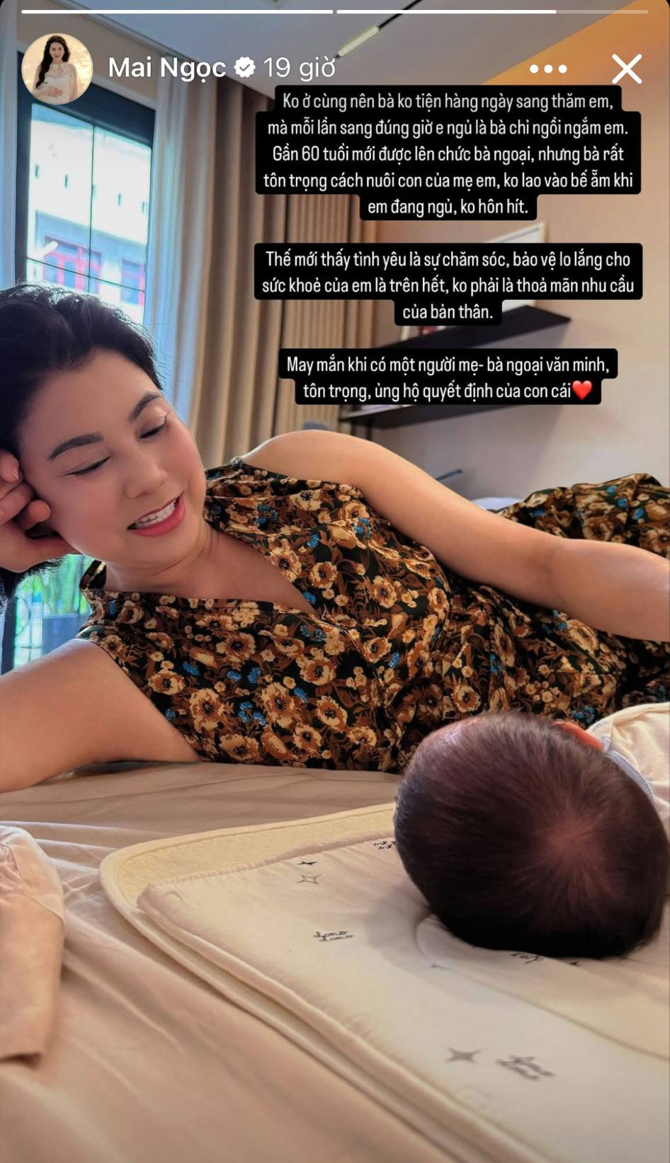 Mẹ đẻ Mai Ngọc sang thăm cháu, hành động sau đó khiến fan vội tặng điểm 10 cho "mẹ ngoại" này- Ảnh 1.