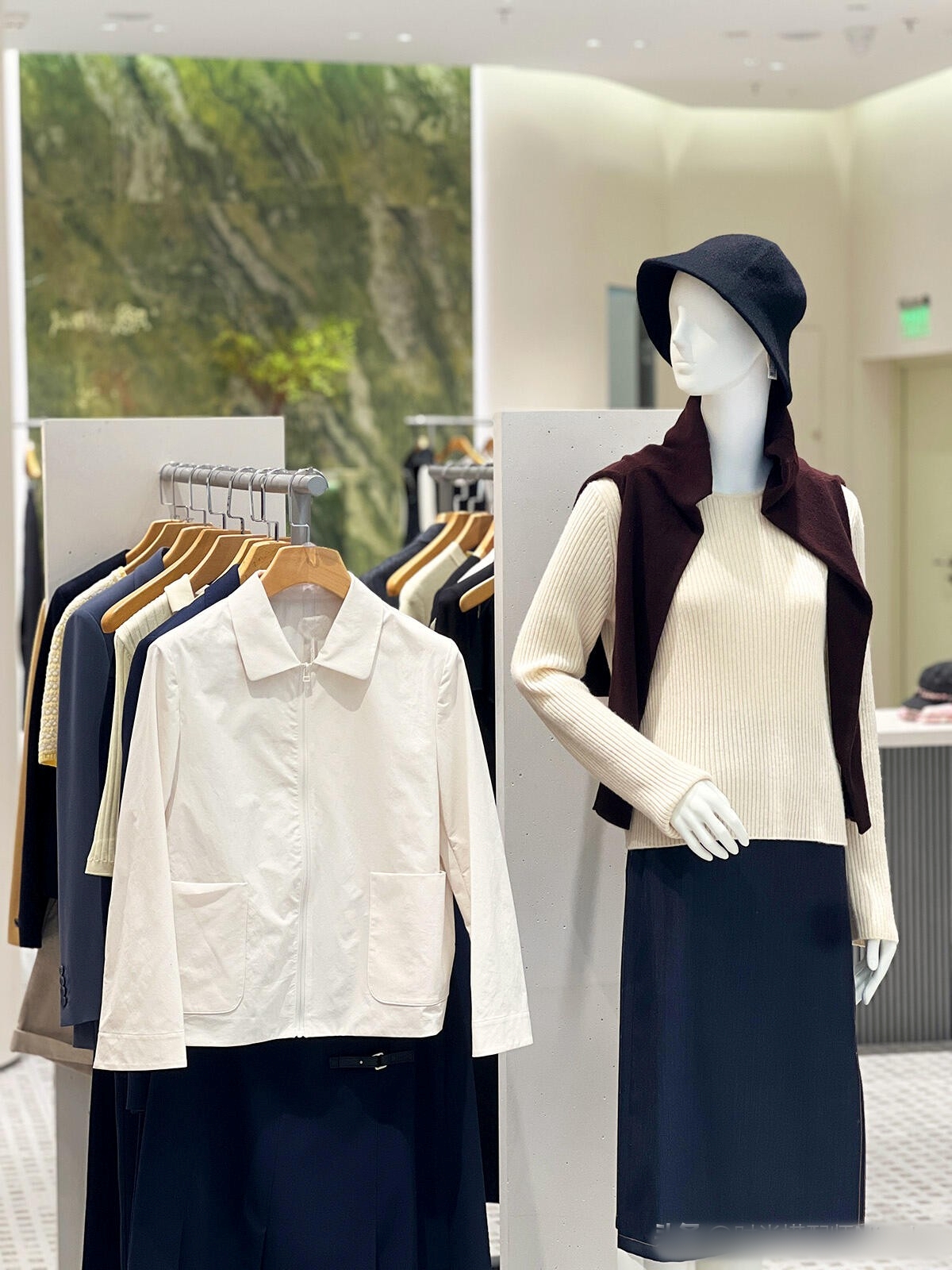 Không tâng bốc cũng chẳng dìm hàng! 4 thương hiệu thời trang nữ nội địa Không tâng bốc cũng chẳng dìm hàng! 4 thương hiệu thời trang nữ nội địa