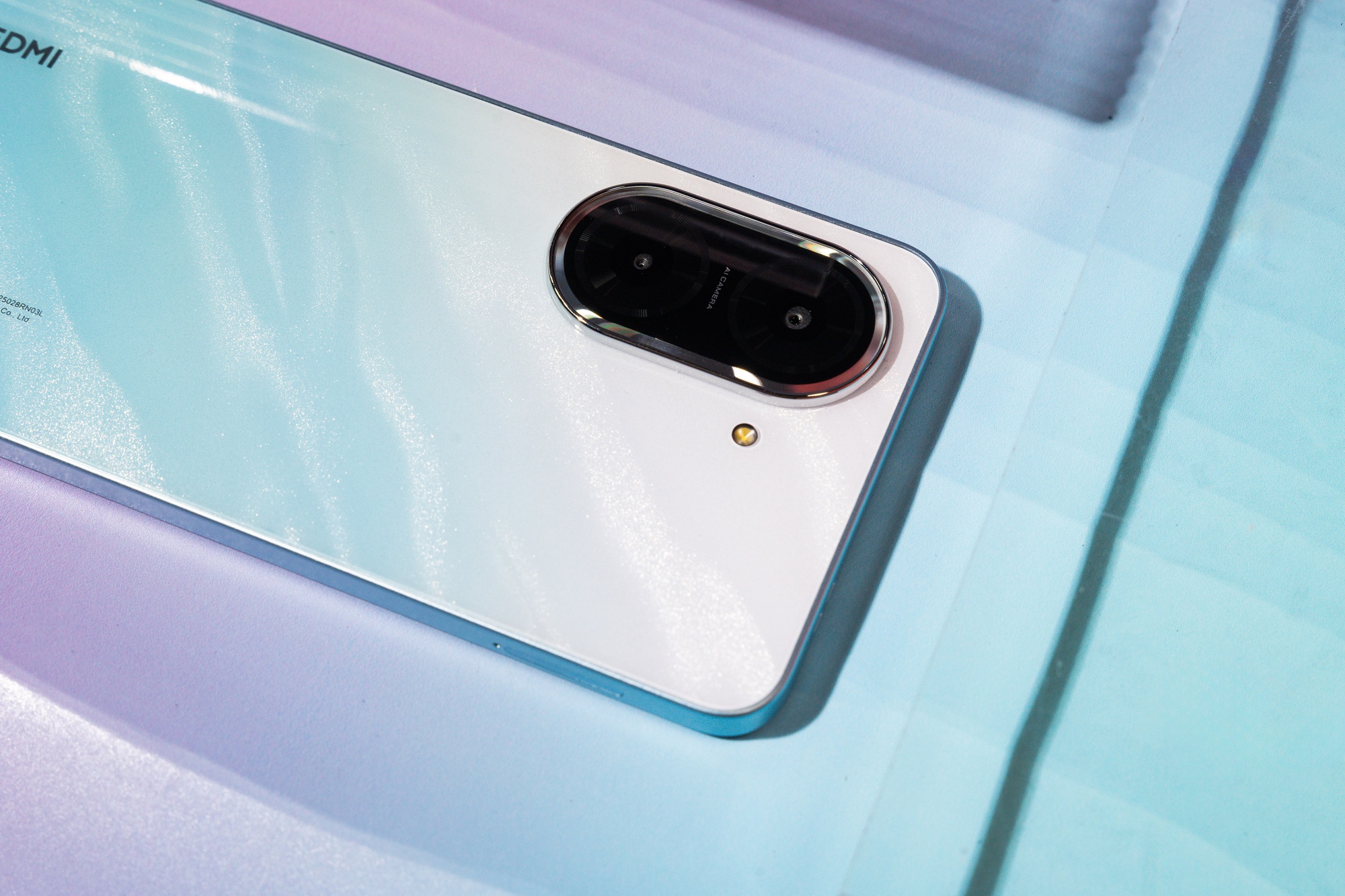 Redmi A5 - Smartphone "ngon, bổ, rẻ": Camera AI 32MP, màn hình 120Hz và pin 5.200mAh- Ảnh 2.