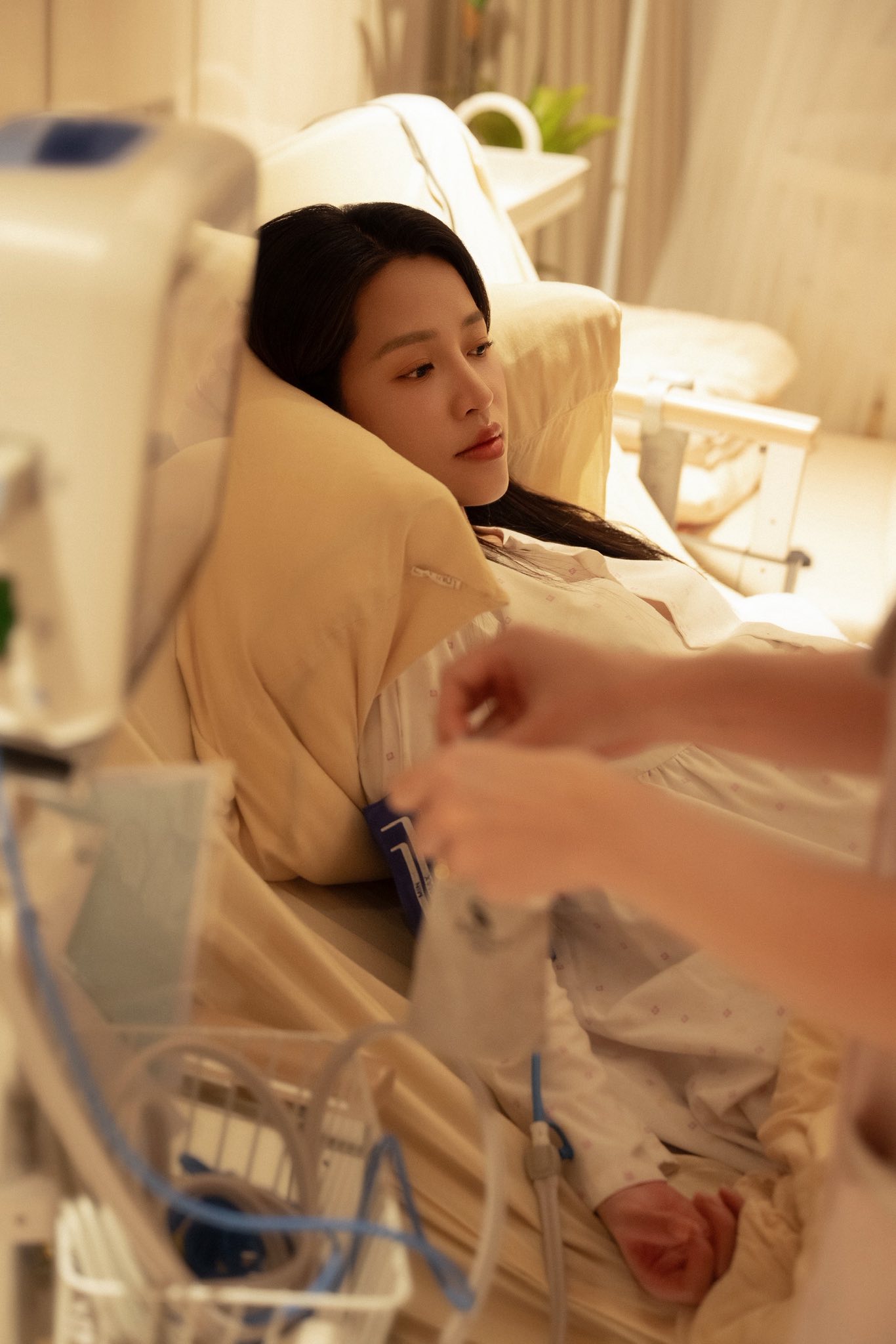  Puka "tuyệt đối điện ảnh" lúc sinh con đầu lòng, lý do xinh như minh tinh khiến các mẹ bỉm trầm trồ- Ảnh 3.