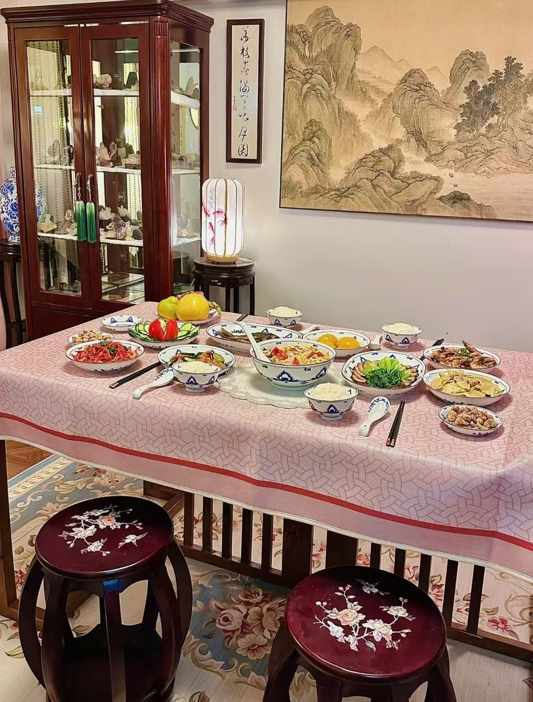 Người phụ nữ 38 tuổi khiến mạng xã hội trầm trồ vì "gu sống quá đỉnh"- Ảnh 9. Người phụ nữ 38 tuổi khiến mạng xã hội trầm trồ vì "gu sống quá đỉnh"- Ảnh 9.