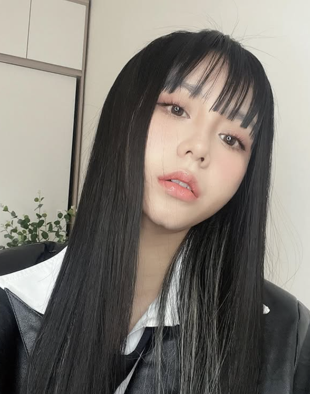 Hiện tượng mạng "cô giáo Vật lý Minh Thu" trở lại sau ồn ào, tự tin "flex" trình độ ngoại ngữ mượt mà - Ảnh 3.