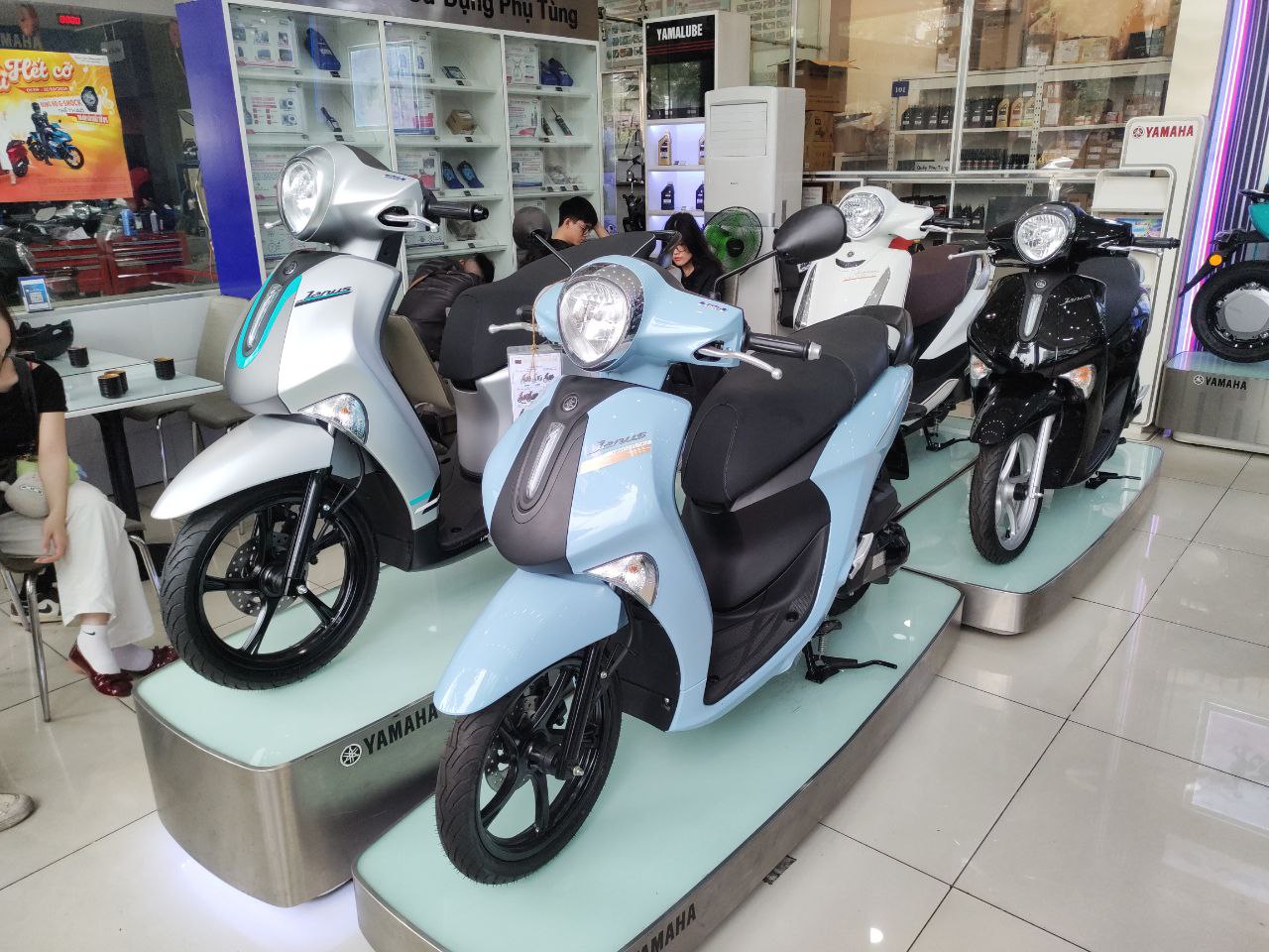 Yamaha hạ giá loạt xe tay ga hot: Giảm nhiều nhất 16 triệu, xe ăn ít xăng bậc nhất Việt Nam cũng có mặt- Ảnh 2.