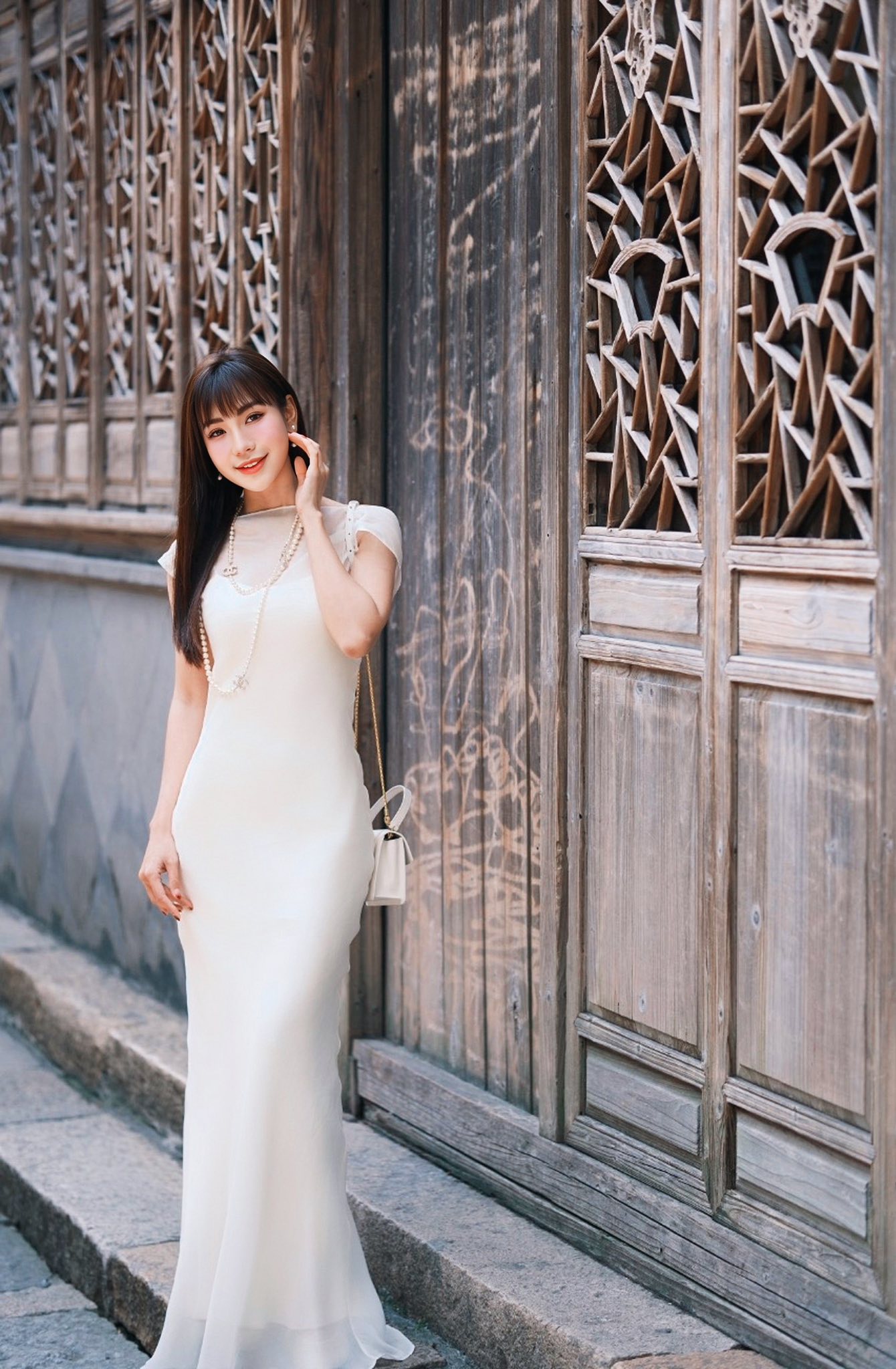 Nữ MC gợi ý mặc đẹp cho chuyến du lịch hè: Loại váy áo duyên dáng, sang chảnh tôn nhan sắc của phái đẹp Việt- Ảnh 8.