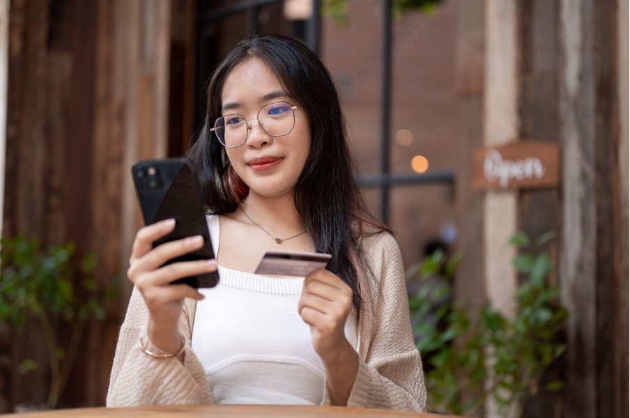 Giới trẻ Việt chuyển mình: Từ e ngại nợ nần đến tự tin hoàn tiền với thẻ tín dụng- Ảnh 2.