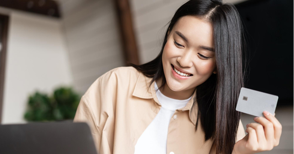 Trải nghiệm "All-in-one": Thẻ tín dụng KBank Cashback Plus toàn năng giúp giới công sở "hack" chi tiêu cực đã- Ảnh 1.