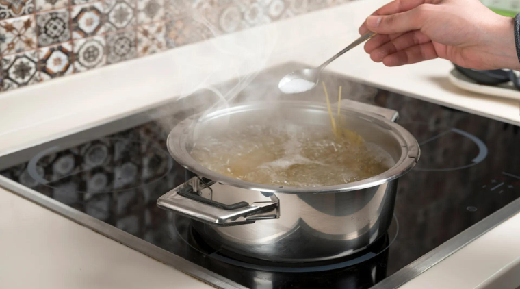 Tôi thay thế 4 món đồ trong bếp ở tuổi 50 – và bất ngờ khi giảm được một nửa công việc nhà- Ảnh 2.