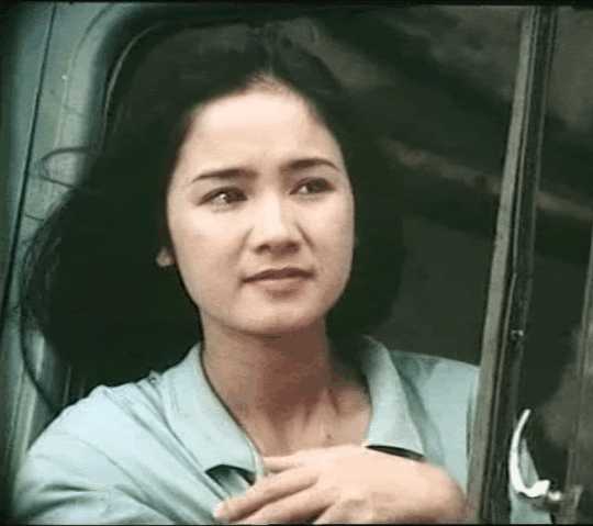 Tiểu thư lá ngọc cành vàng đẹp nhất Việt Nam: Cát xê 20 cây vàng, mua được nhà chỉ nhờ đóng 2 bộ phim- Ảnh 10.