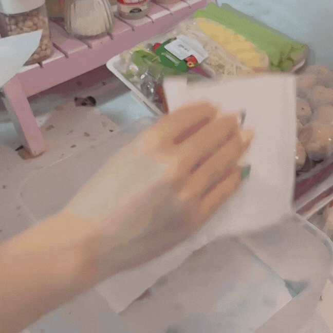 Chỉ một miếng khăn giấy – rau củ trong tủ lạnh vẫn “sống khỏe” cả tuần, không úa, không hỏng!- Ảnh 3.
Chỉ một miếng khăn giấy – rau củ trong tủ lạnh vẫn “sống khỏe” cả tuần, không úa, không hỏng!- Ảnh 3.