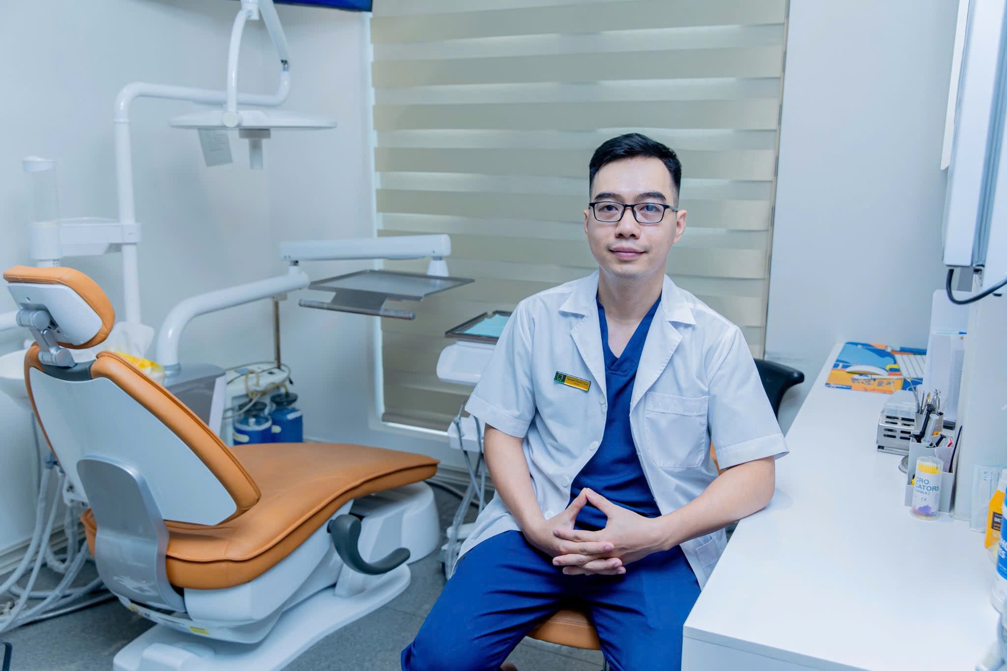 Niềng răng sau tuổi 30: Bác sĩ nói trễ nhưng không hề muộn để đẹp và khỏe- Ảnh 1. Niềng răng sau tuổi 30: Bác sĩ nói trễ nhưng không hề muộn để đẹp và khỏe- Ảnh 1.