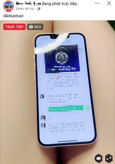 Sốc với phiên livestream quảng cáo nhạy cảm, nền tảng ngó lơ?- Ảnh 4. Sốc với phiên livestream quảng cáo nhạy cảm, nền tảng ngó lơ?- Ảnh 4.