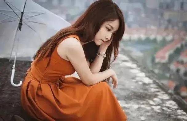 Hầu hết phụ nữ dễ mắc bệnh nghiêm trọng đều có 4 thói quen này. Hy vọng bạn không có bất kỳ thói quen nào!- Ảnh 4.