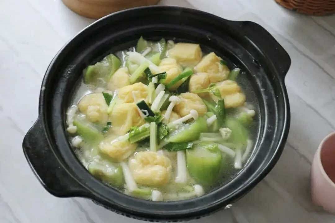 Mướp đầu mùa hè nấu cùng 2 nguyên liệu này sẽ được một nồi canh giúp cả nhà giải nhiệt, ngon miệng, hao cơm- Ảnh 8.