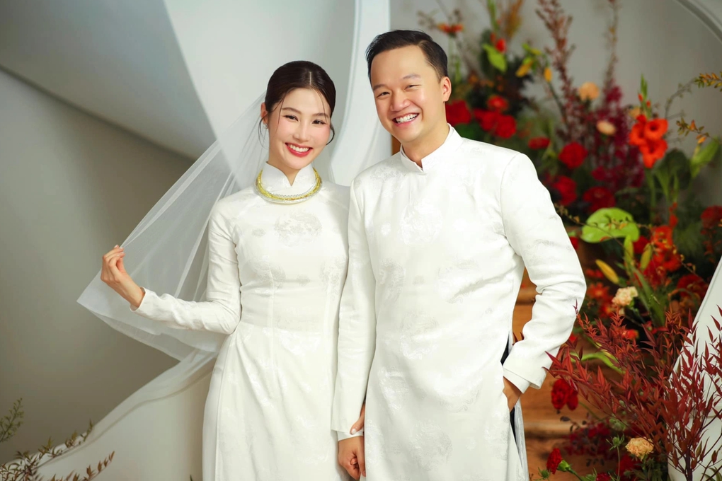 Sao nữ Vbiz được cầu hôn ở độ cao 900m: Từng rạn nứt vì yêu xa, giữ kín 1 thông tin trong suốt 7 tháng- Ảnh 4.