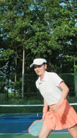 Ánh Viên "lên đồ" chơi pickleball, nhan sắc đẹp ngỡ ngàng, động tác vụng về nhưng cực nhanh đã "quẩy" banh nóc!- Ảnh 2.