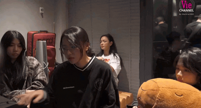 5 Em Xinh đánh bại Jack- Ảnh 3.