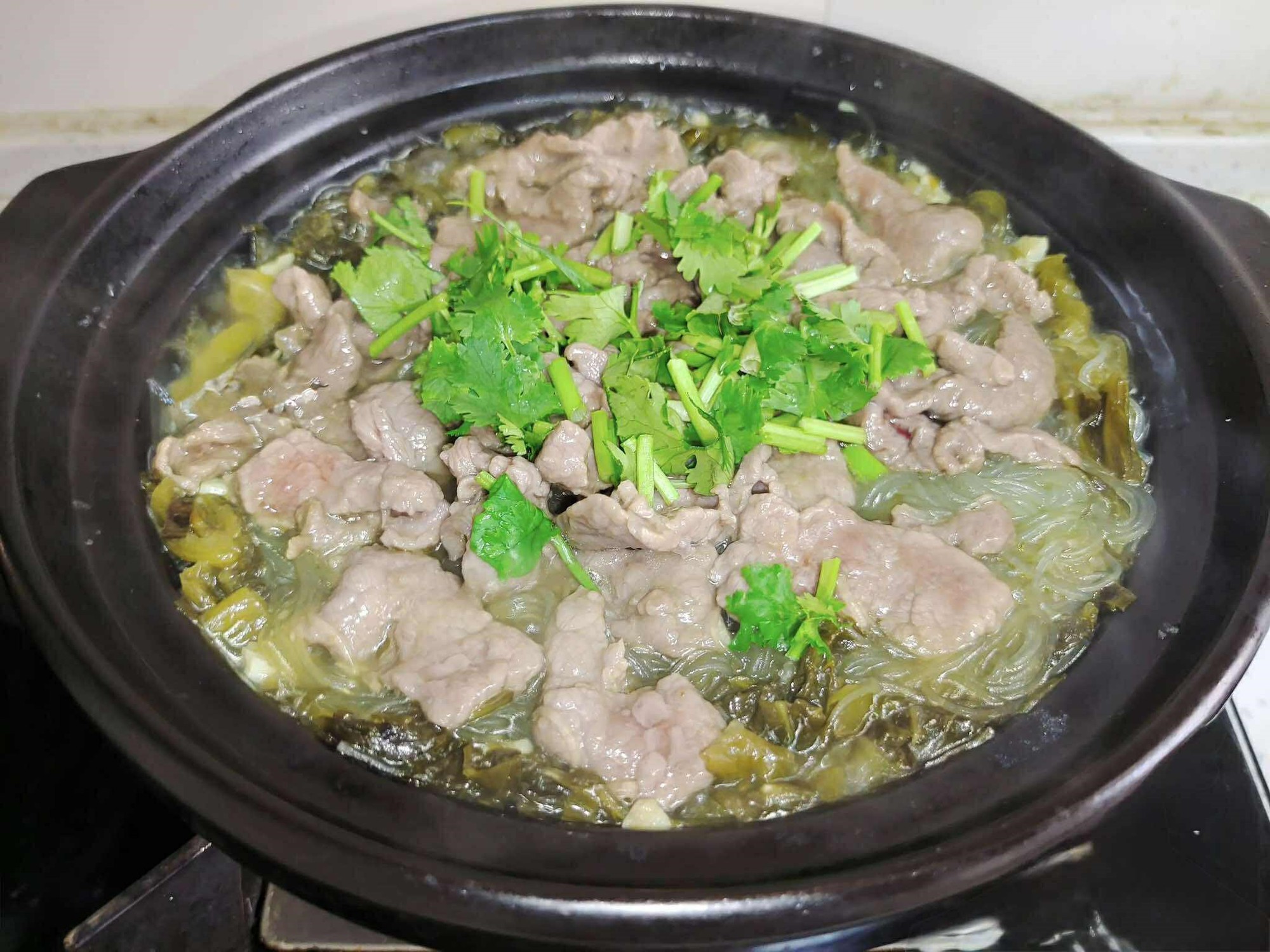 Miến mà nấu theo cách này nghe thì "lạ lẫm" nhưng hương vị lại ngon bất ngờ, nhất là trong tiết trời nắng nóng- Ảnh 6. Miến mà nấu theo cách này nghe thì "lạ lẫm" nhưng hương vị lại ngon bất ngờ, nhất là trong tiết trời nắng nóng- Ảnh 6.