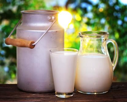 Đừng bao giờ kết hợp những thứ này cùng sữa vì có thể tạo gánh nặng cho cơ thể, thậm chí dẫn đến sỏi thận- Ảnh 1.