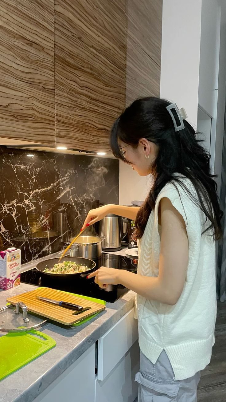 Mẹ Hà Nội chia sẻ: Tôi áp dụng phương pháp 60–30–10 để chi tiêu gia đình, 6 tháng sau có kết quả rõ rệt- Ảnh 2.