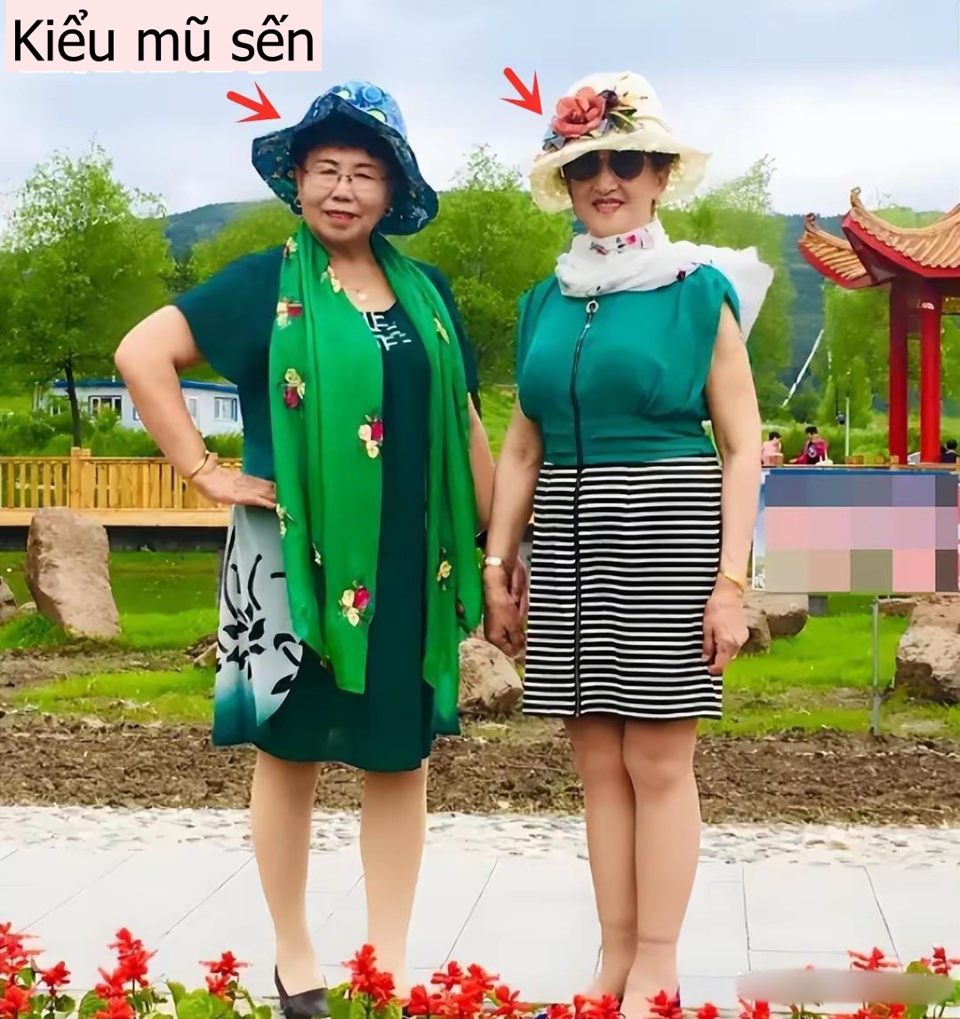 Lời khuyên cho phụ nữ trung niên: 3 kiểu mũ "dù có cho cũng đừng đội" vì vừa rẻ tiền vừa không chống nắng!- Ảnh 9. Lời khuyên cho phụ nữ trung niên: 3 kiểu mũ "dù có cho cũng đừng đội" vì vừa rẻ tiền vừa không chống nắng!- Ảnh 9.