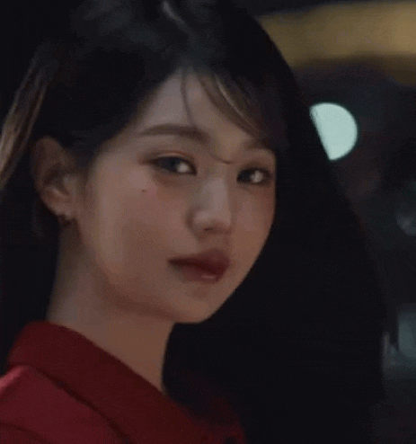 "Công chúa" Jang Won Young bơm môi đến không thể cười nổi?- Ảnh 4.